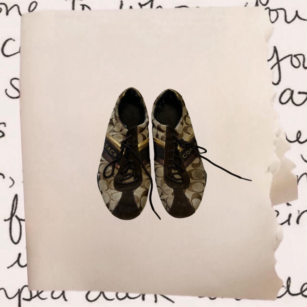 vintage coach low top monogram logo sneakers